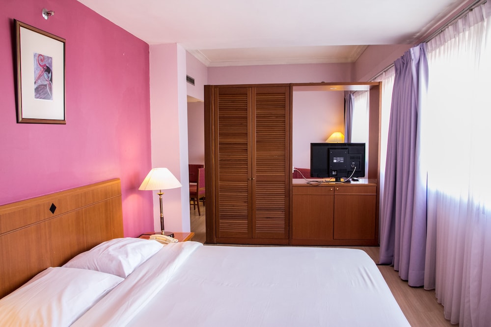 Junior  Suite - Photo 6