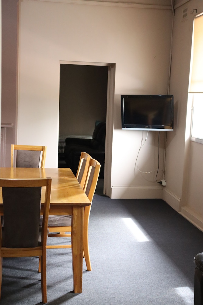 Apartment photo 2