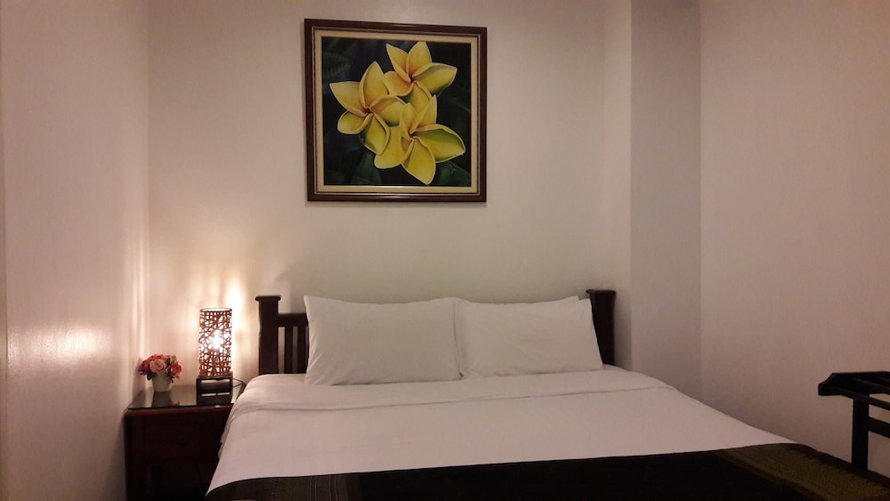 Standard double room (No Window) photo 2