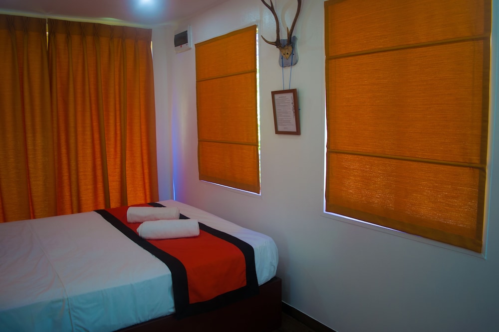 Deluxe Room, 5 Bedrooms, Non Smoking, Garden Area photo 1