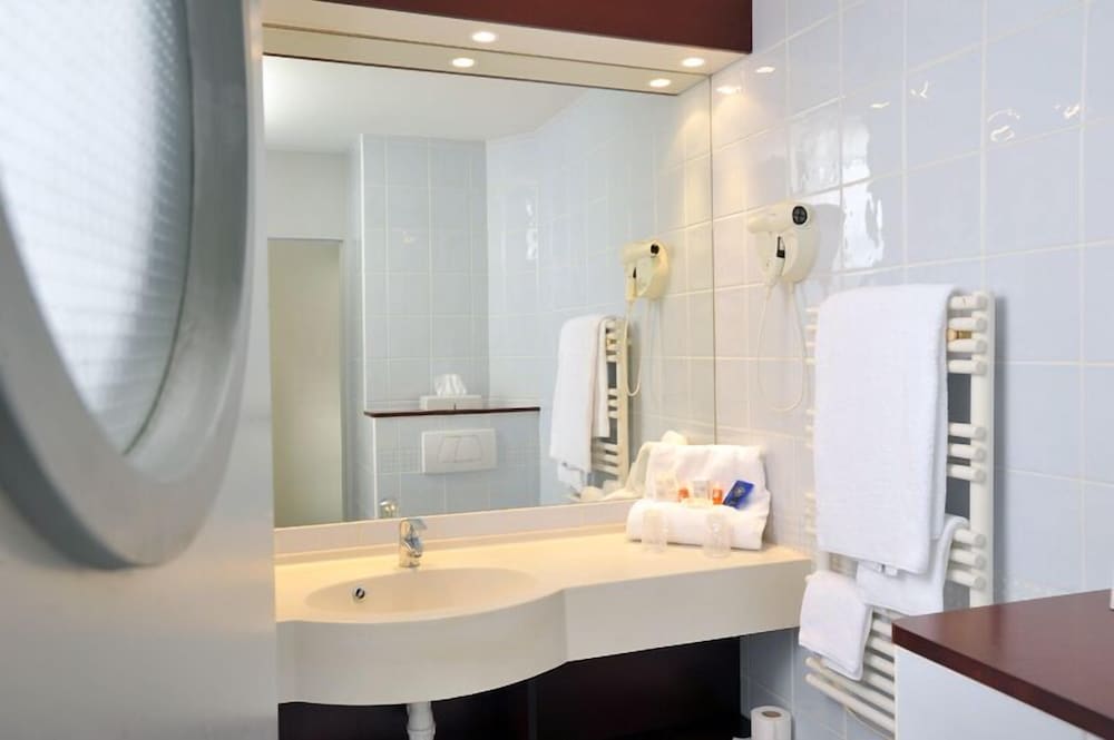 Quad Suite photo 2