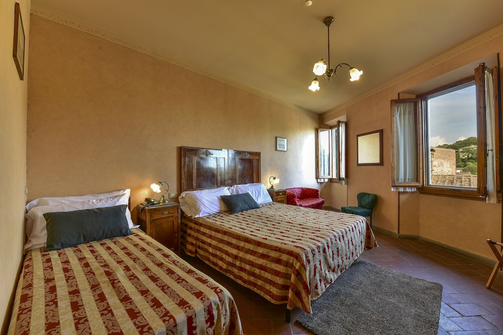 Comfort Triple Room photo 2