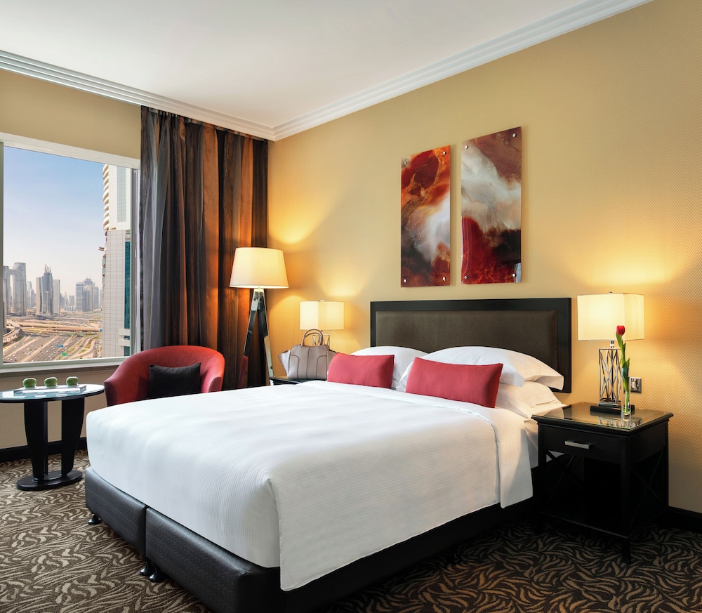 Room, 1 King Bed (Guest) - Photo 3