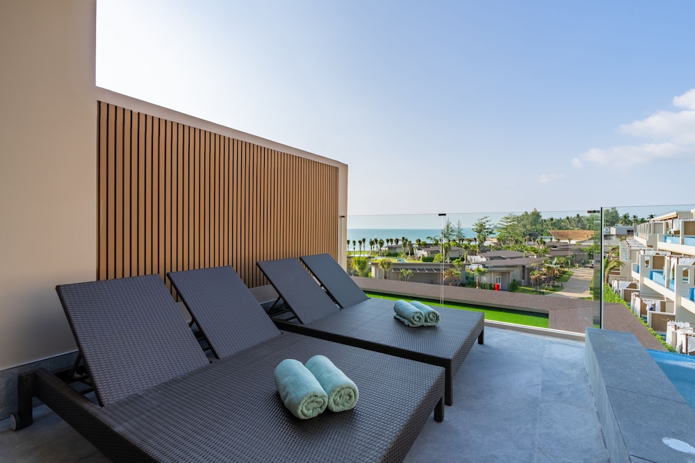 Seaside Two-bedroom Pool Suite - Photo 4