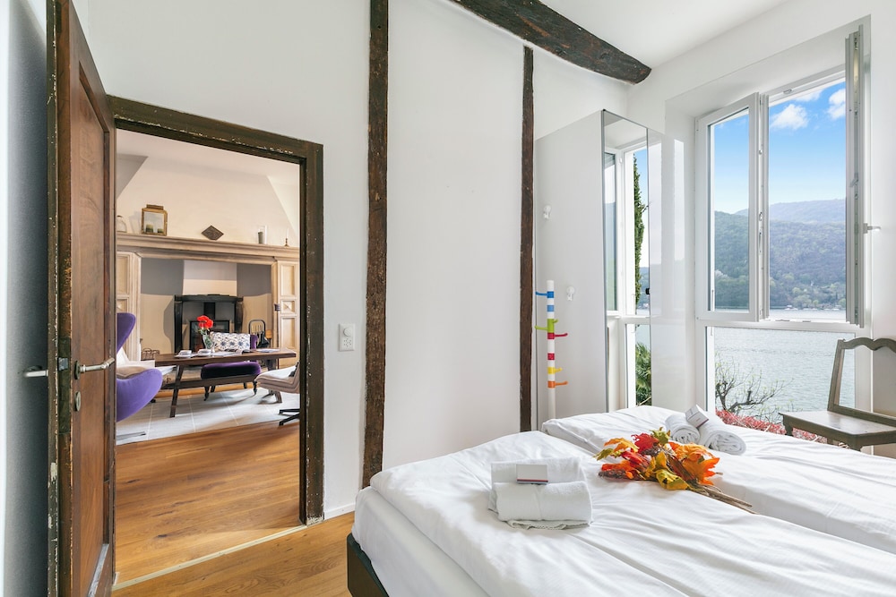 Standard House, Multiple Bedrooms, Lakeside (Mica Aurea Morcote) photo 2