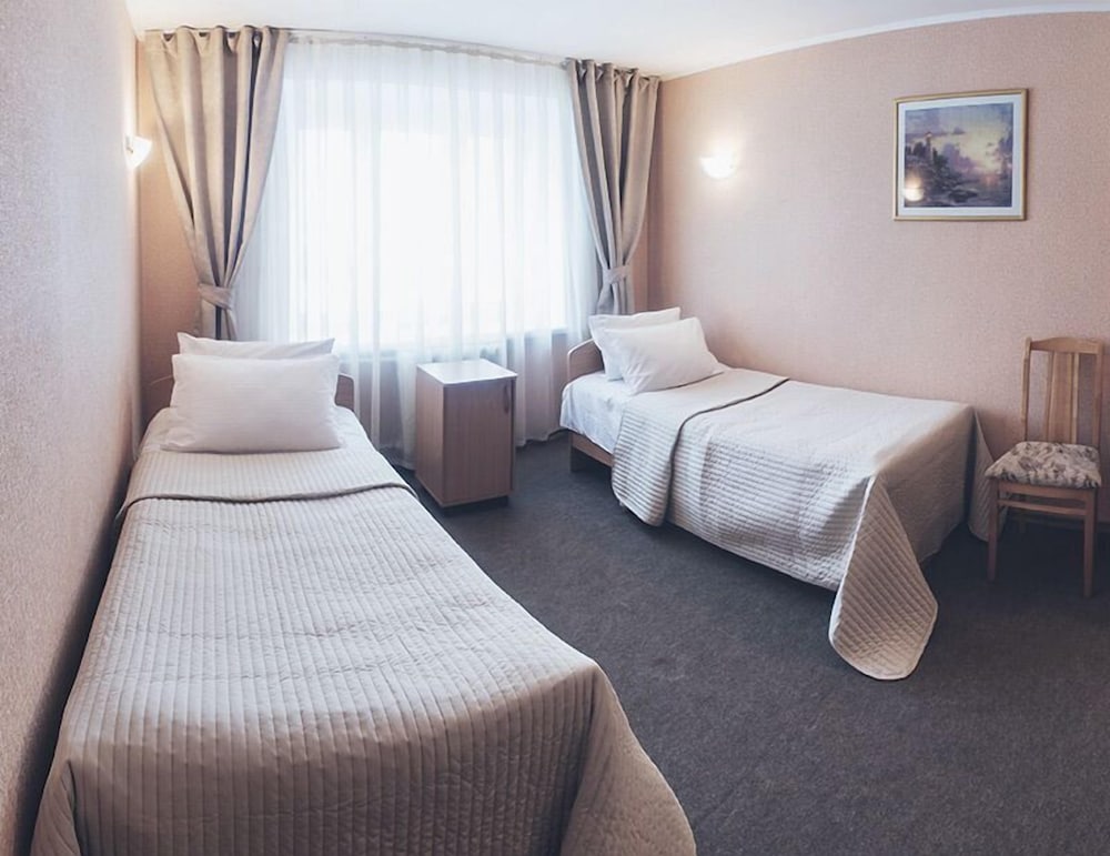 Economy Twin Room, Shared Bathroom photo 1