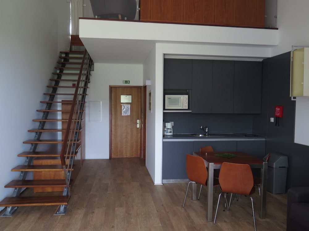 Comfort Duplex, 1 Bedroom, Partial Ocean View, photo 6