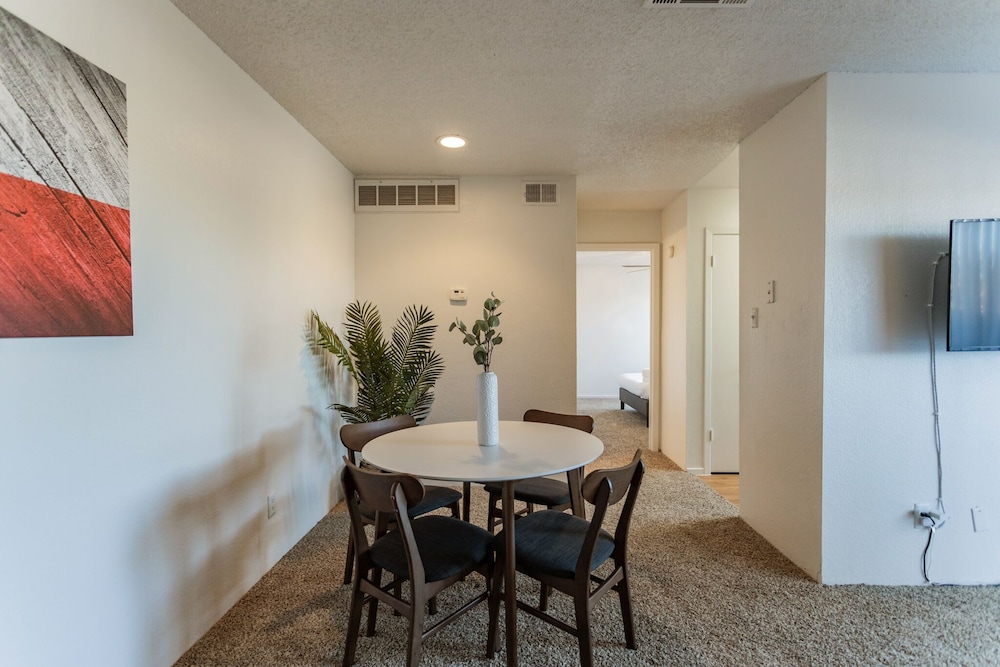 Deluxe Apartment, 1 Bedroom, Non Smoking photo 2