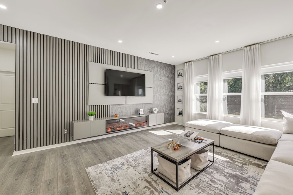 House (5 Bedrooms) photo 2