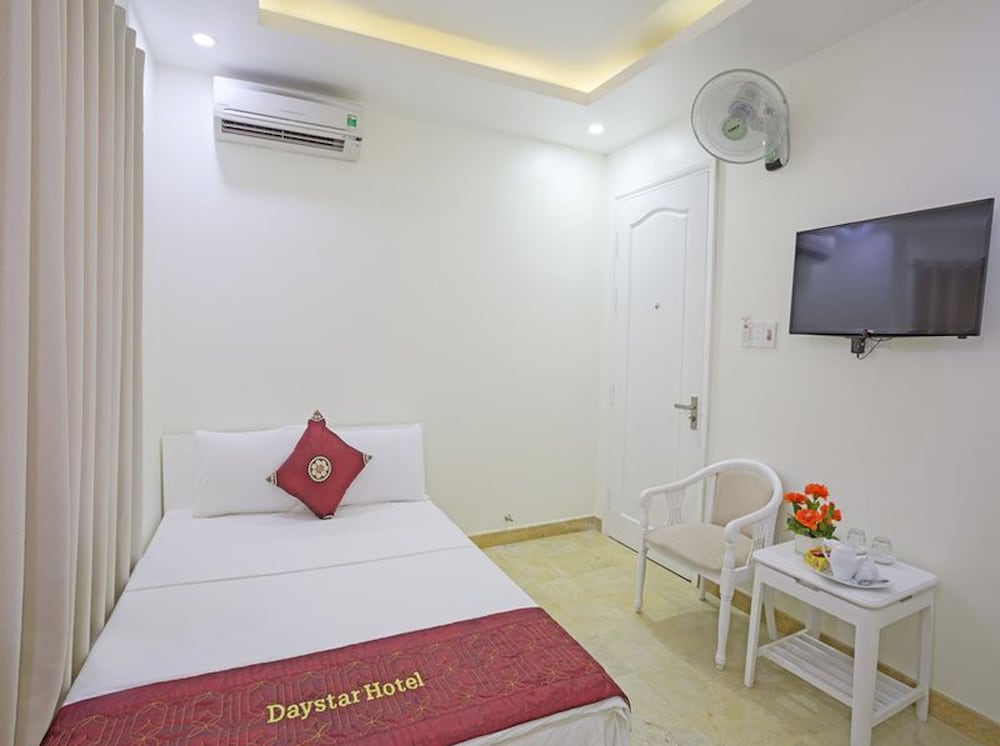 Deluxe Double or Twin Room, Private Bathroom, Beachside