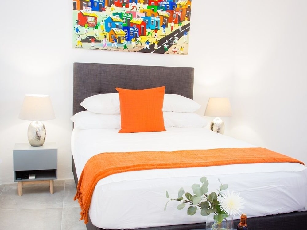 Classic Double Room, Ensuite (Mountain Room 103)