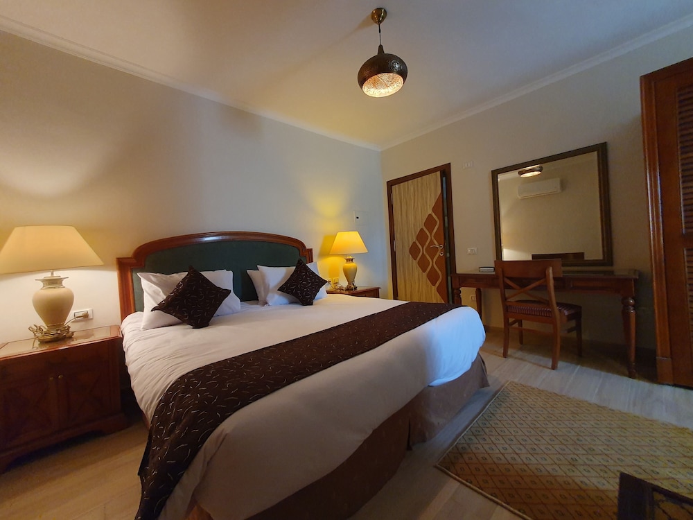 Standard Double Room, 1 Large Twin Bed