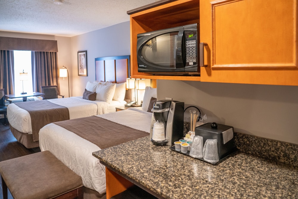 Superior Room, 2 Queen Beds photo 2