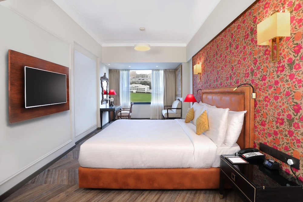 Premium Room - Photo 7