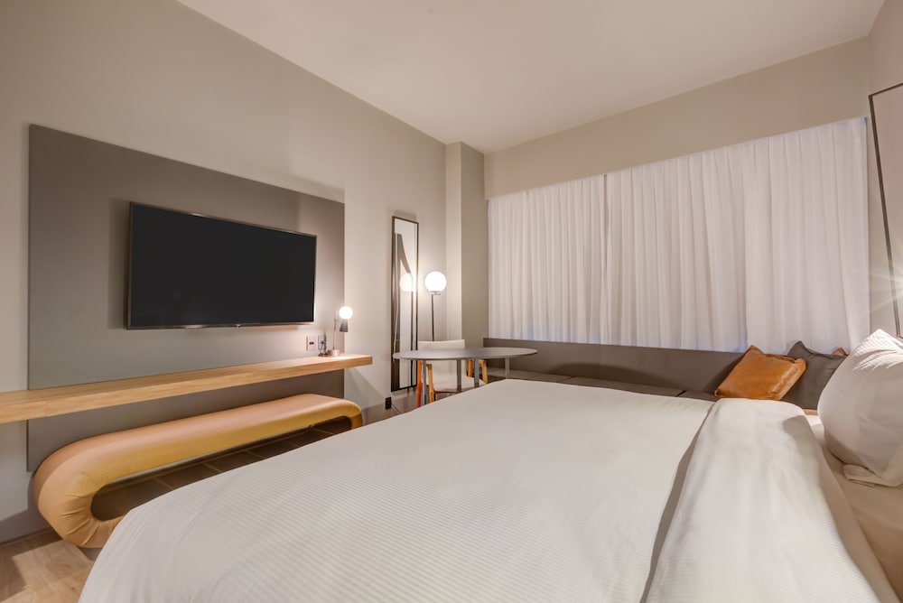 Superior Room, 1 King Bed, River View - Photo 2