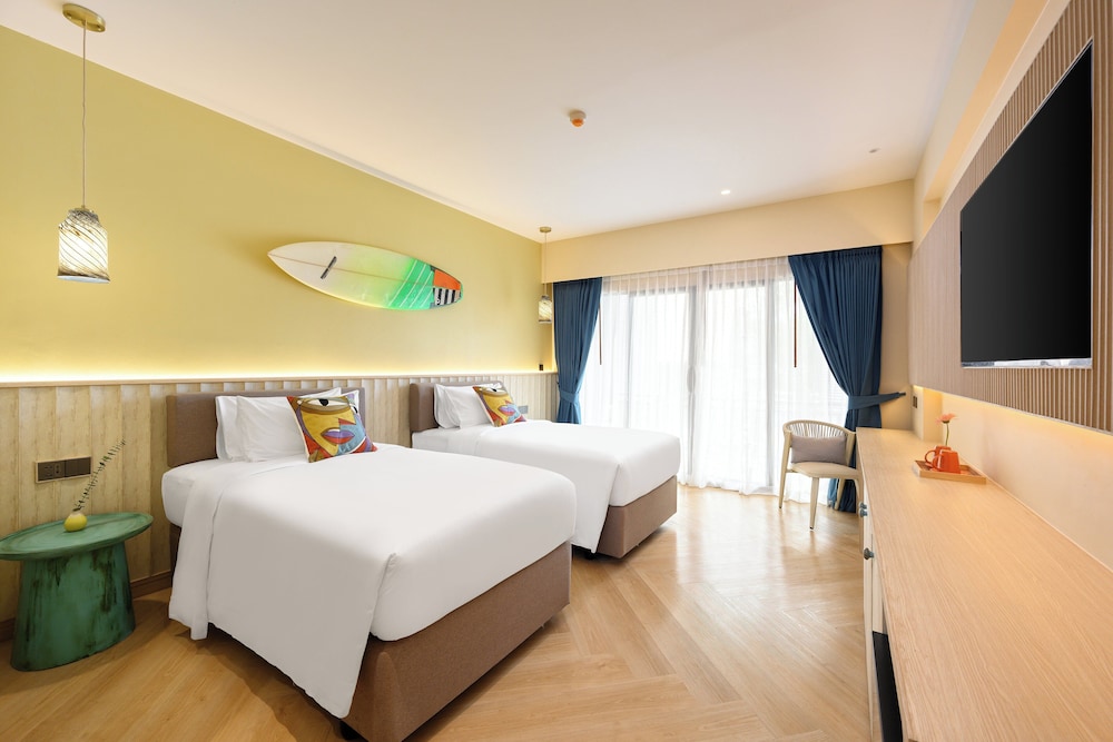 Deluxe Room, Balcony