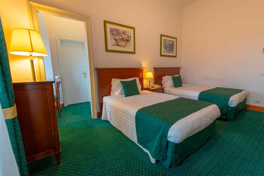 Double Room, 2 Twin Beds - Photo 2