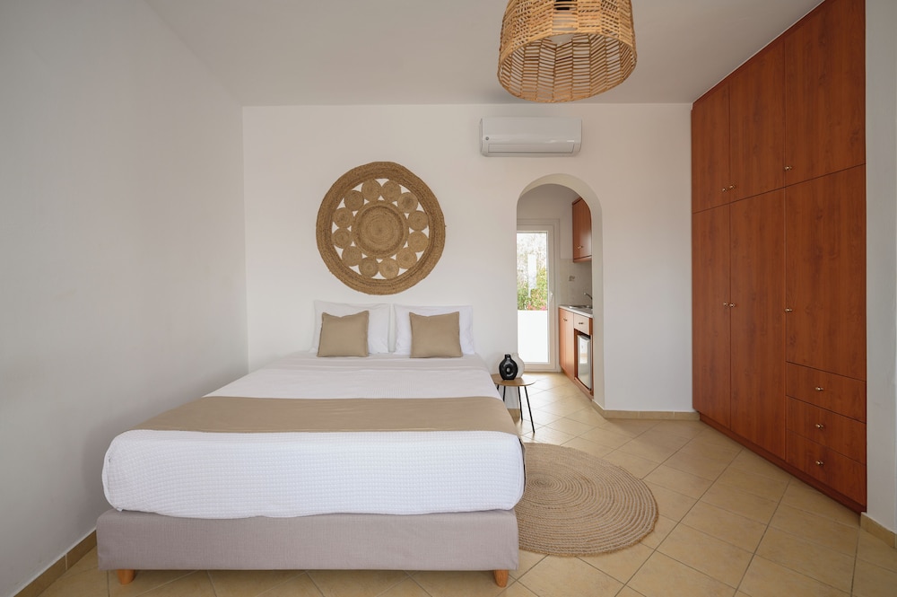 Junior Suite With Caldera View