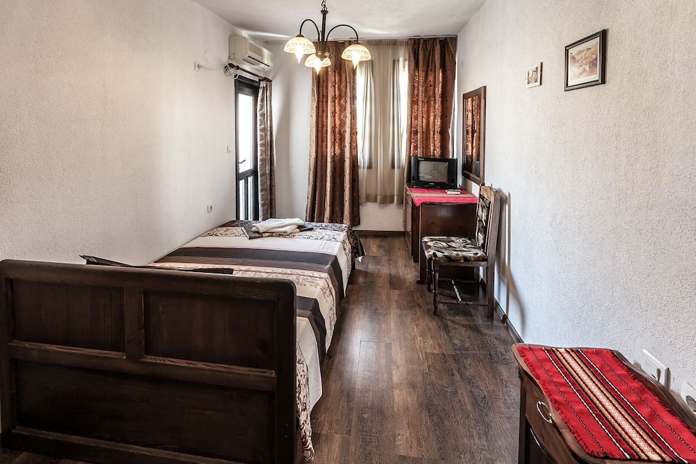 Traditional Single Room