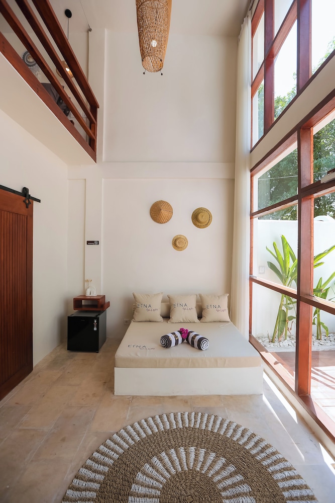 Panoramic Villa, Non Smoking, Pool View photo 3