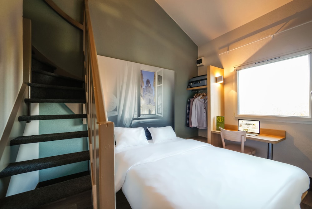 Quadruple Room - Photo 1