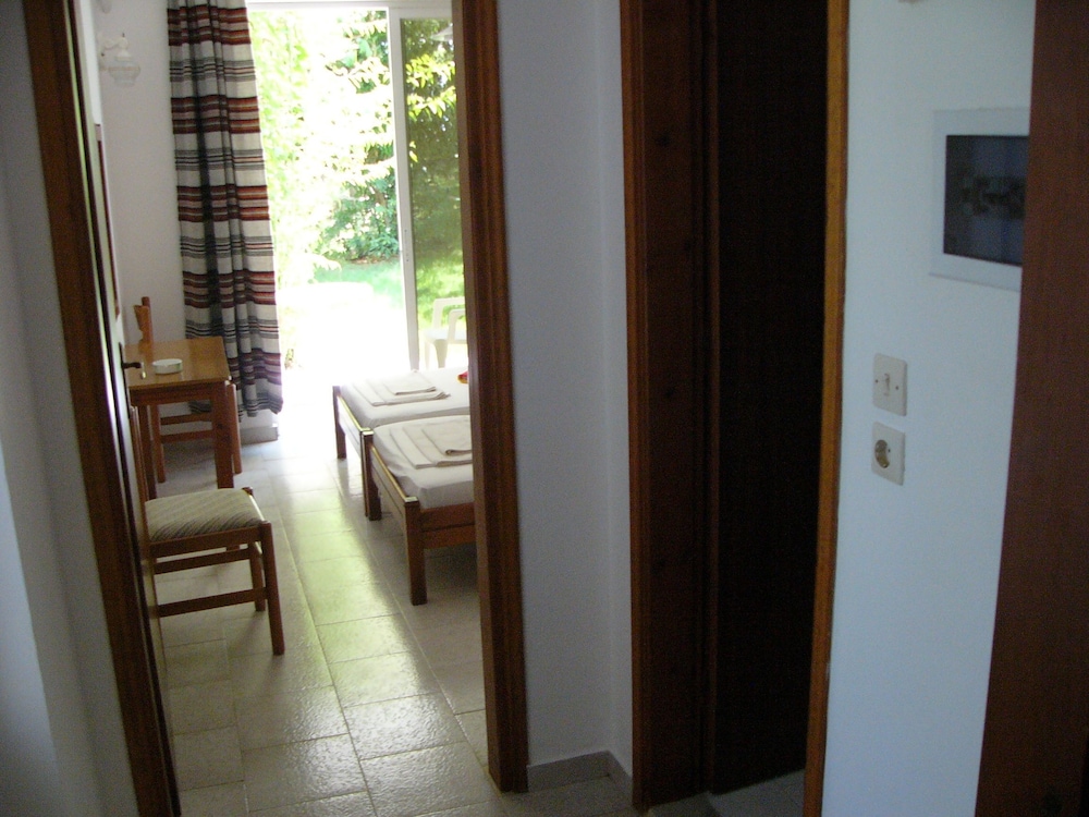 Triple Room, Balcony, Garden View (Upper floor)