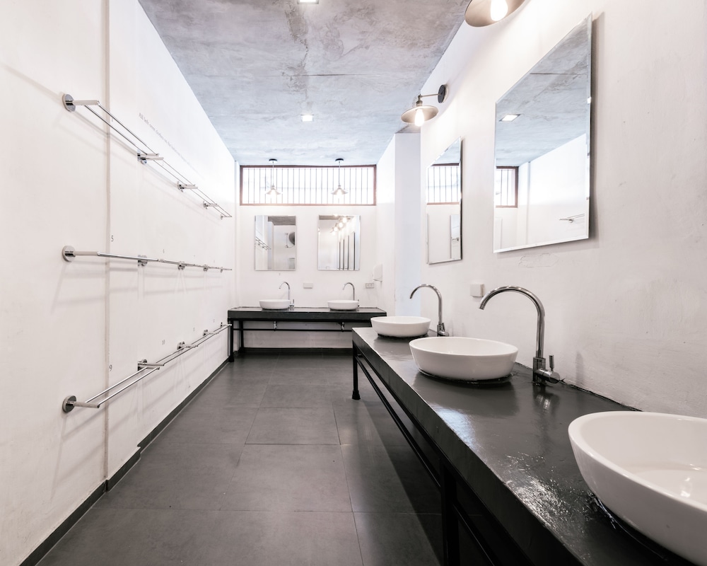 6-Beds Superior Dormitory photo 2