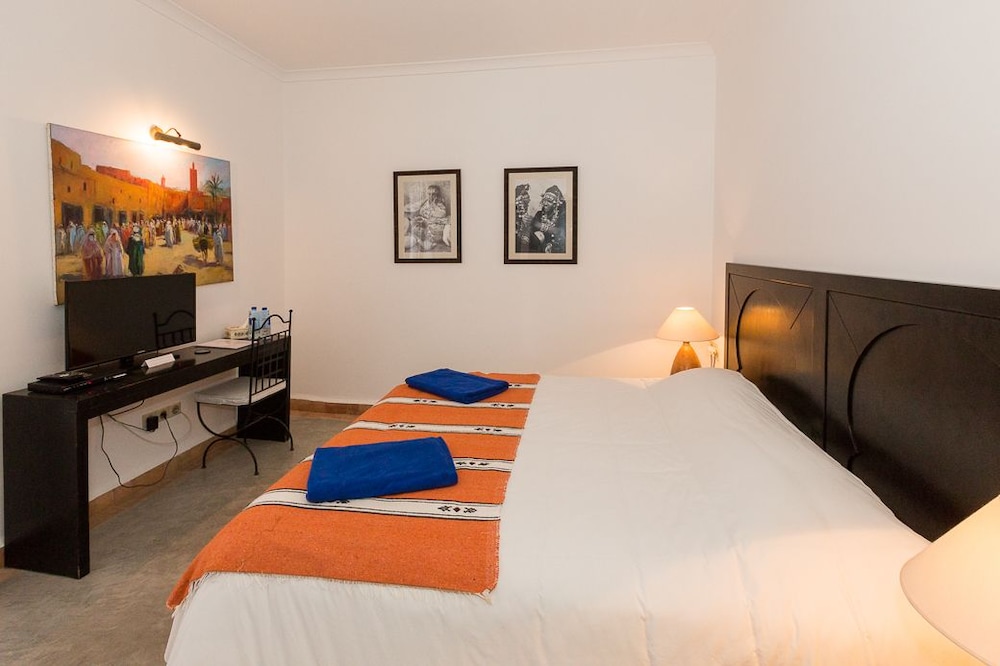 Extra Large Room