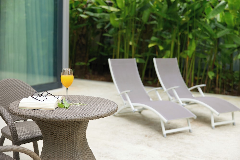 Two-Bedroom Villa Garden Access with Round-Trip Boat Transfer photo 3