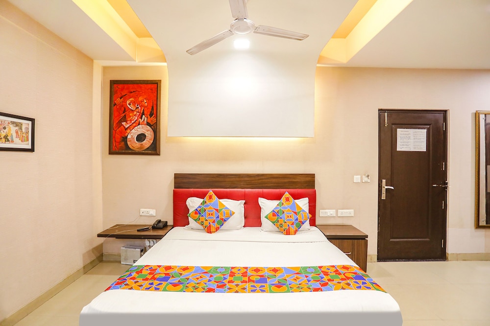 Deluxe Room - Photo 3