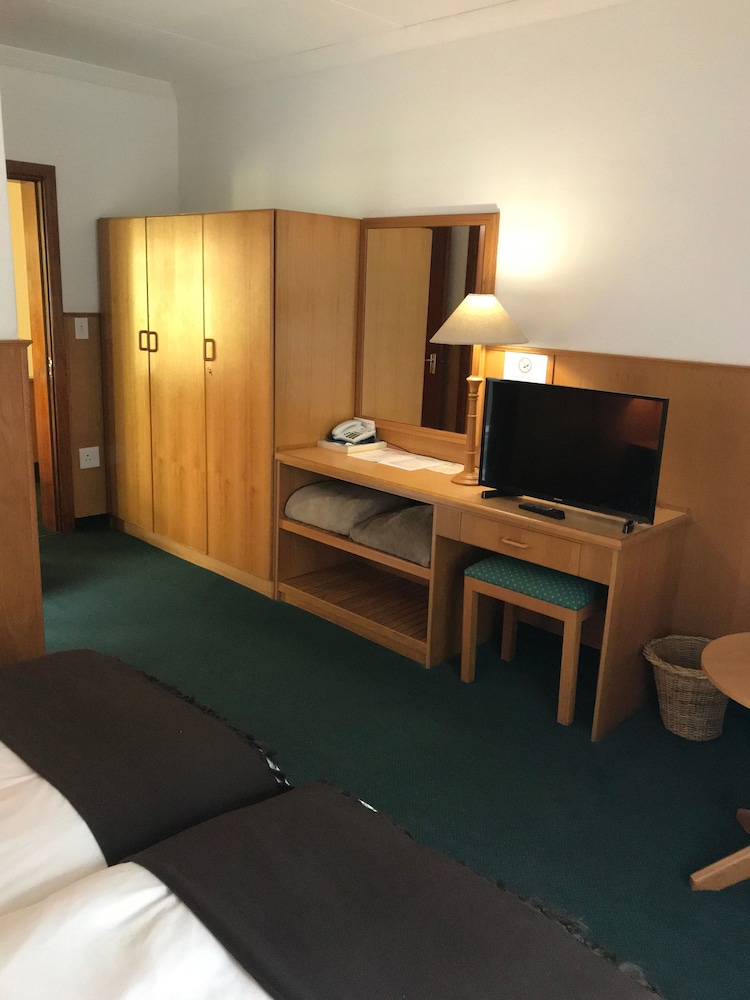 Standard Twin Room, Courtyard View photo 2