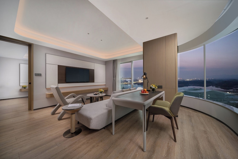 Suite, 1 Bedroom photo 1