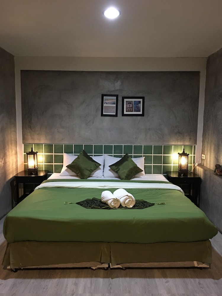 Standard Double Room, 1 King Bed photo 1