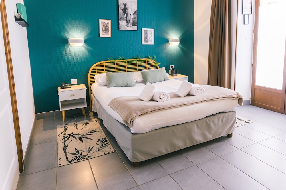 Classic Room, 1 Queen Bed photo 1
