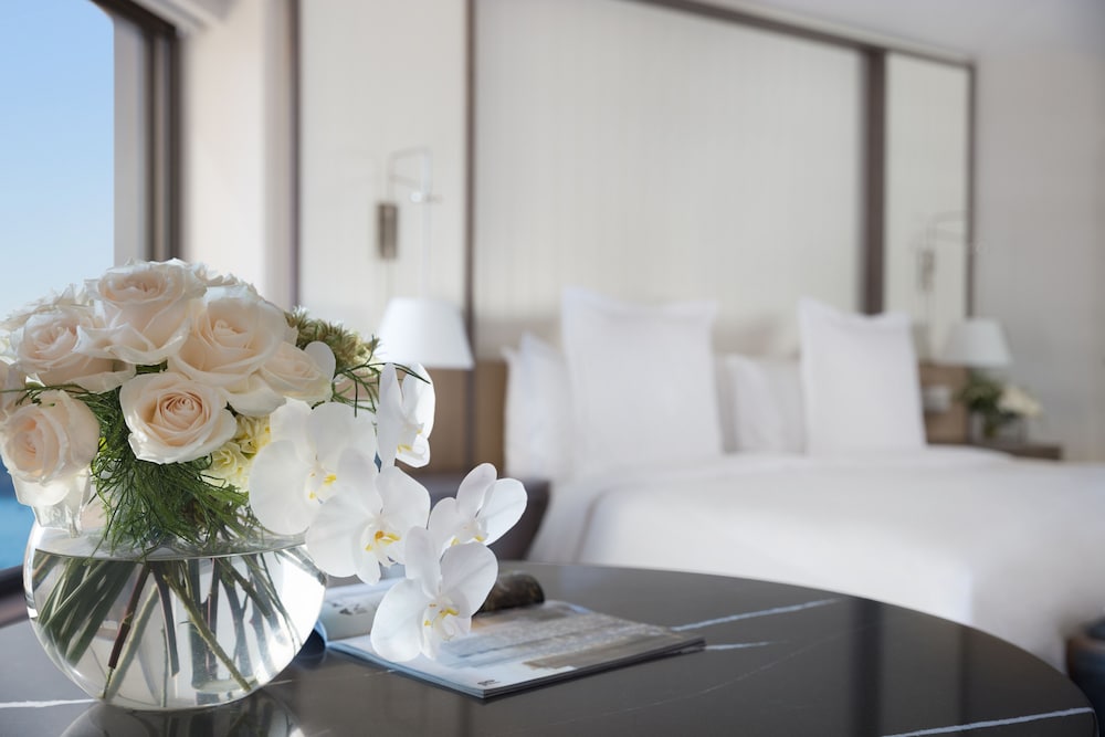 Sydney Partial Harbour Studio Suite
