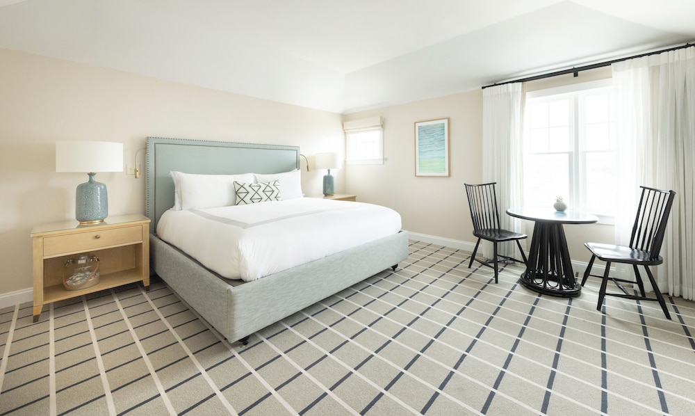 Superior Cottage, 1 King Bed