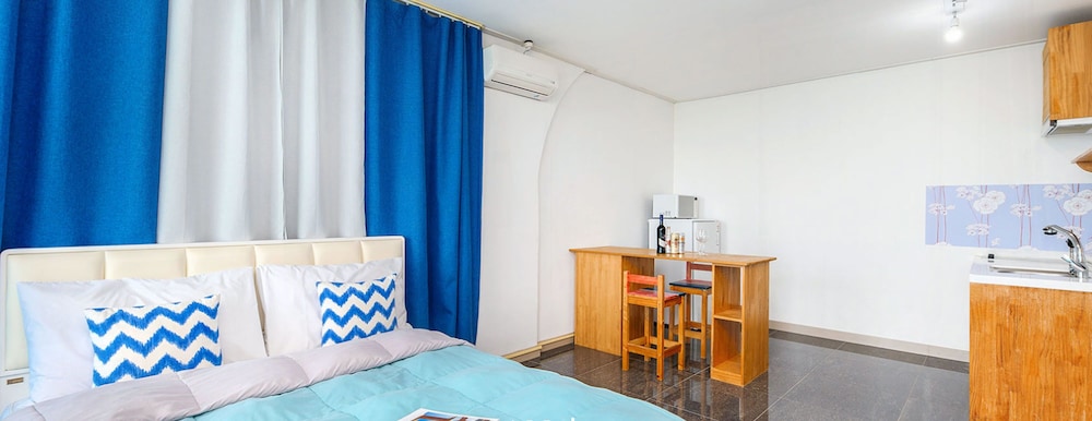 Room, Ocean View (102) photo 2
