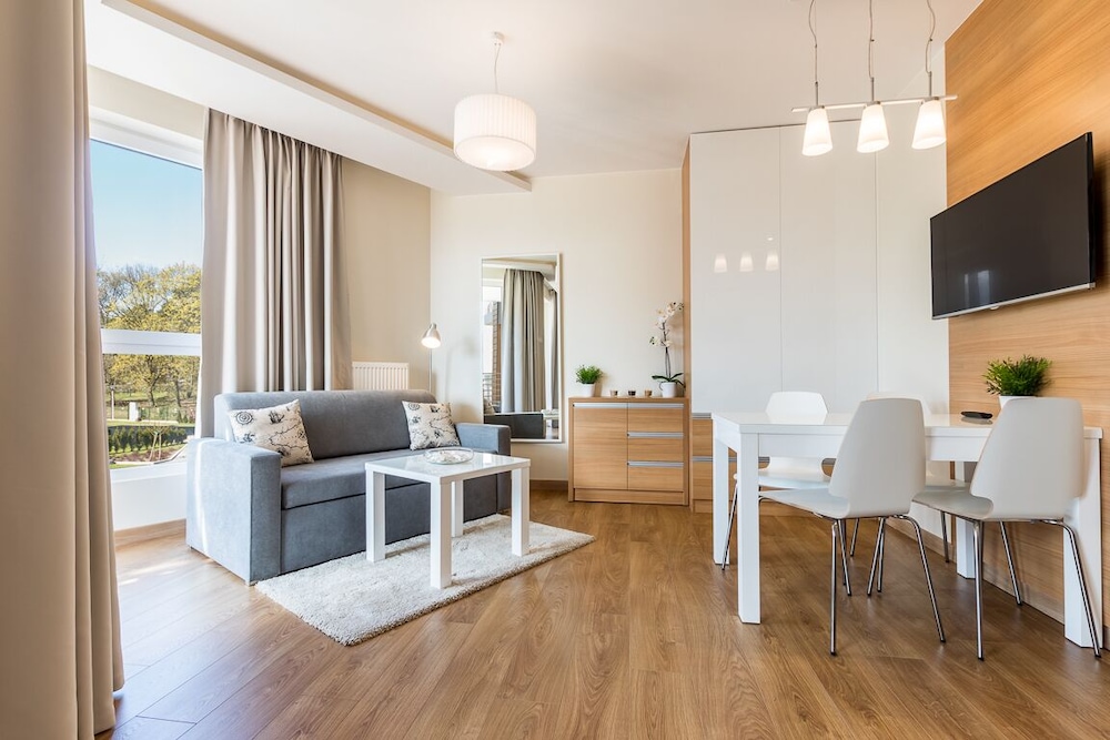 Studio Suite (10B) photo 2