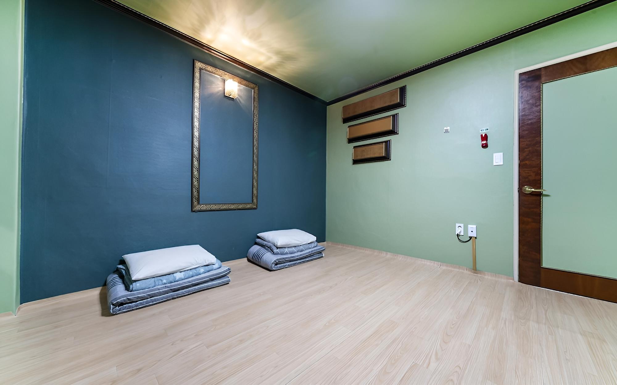 Room (On-dol) - Photo 2