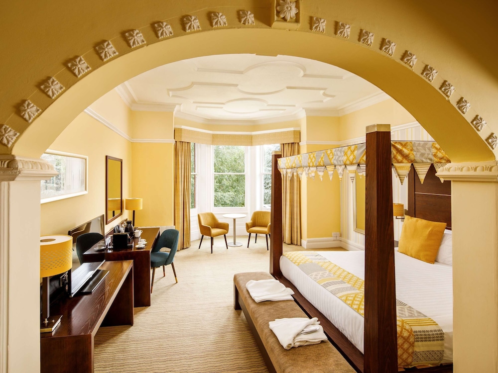 Superior Room, 1 Double Bed (Four Poster) photo 1