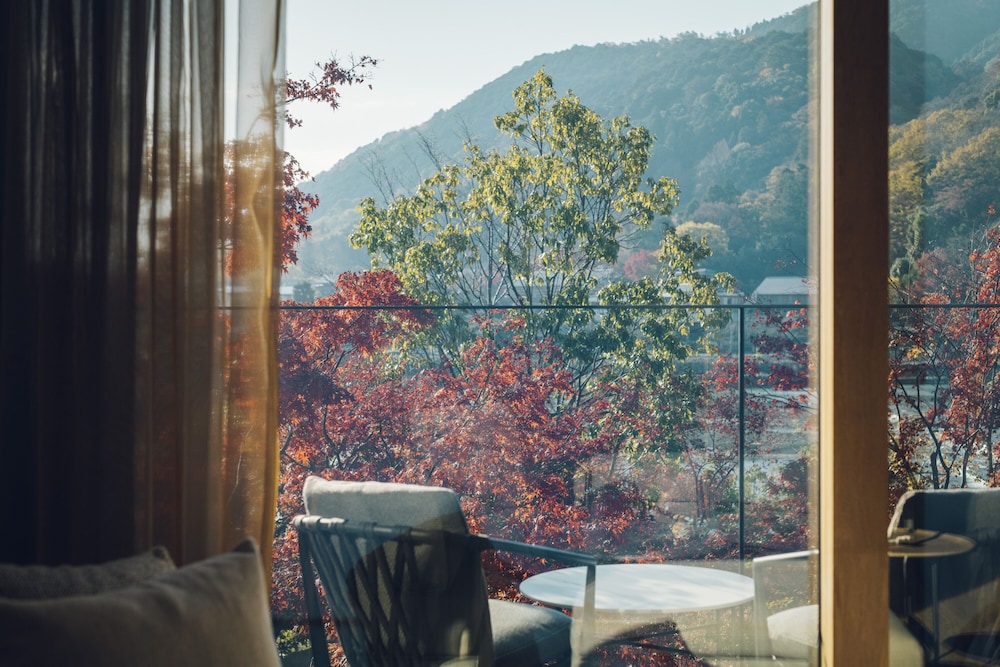 Premier Twin Room, Balcony, River View
