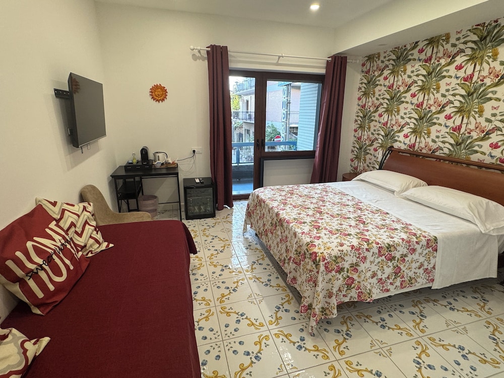 Superior Room, Balcony, City View