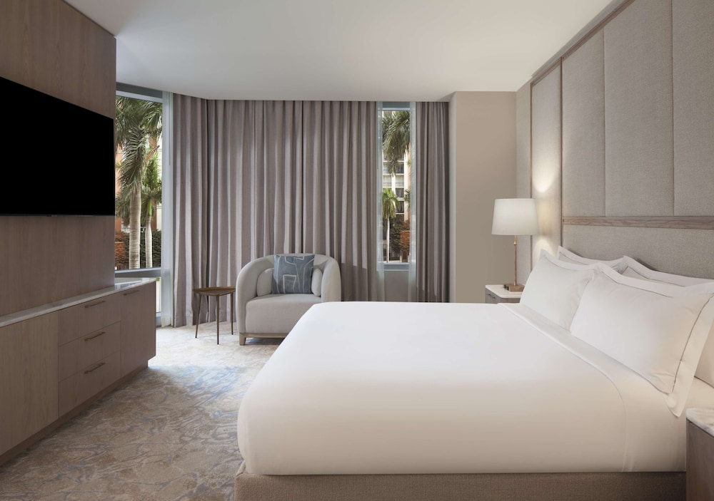 Junior Suite, 1 King Bed
