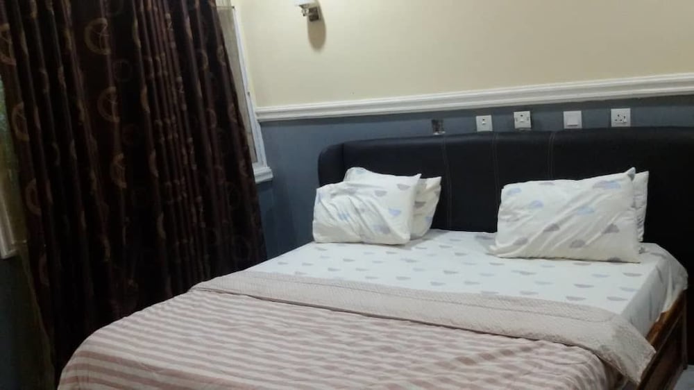 Standard Room - Photo 4