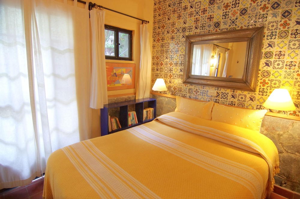 Pepita Room