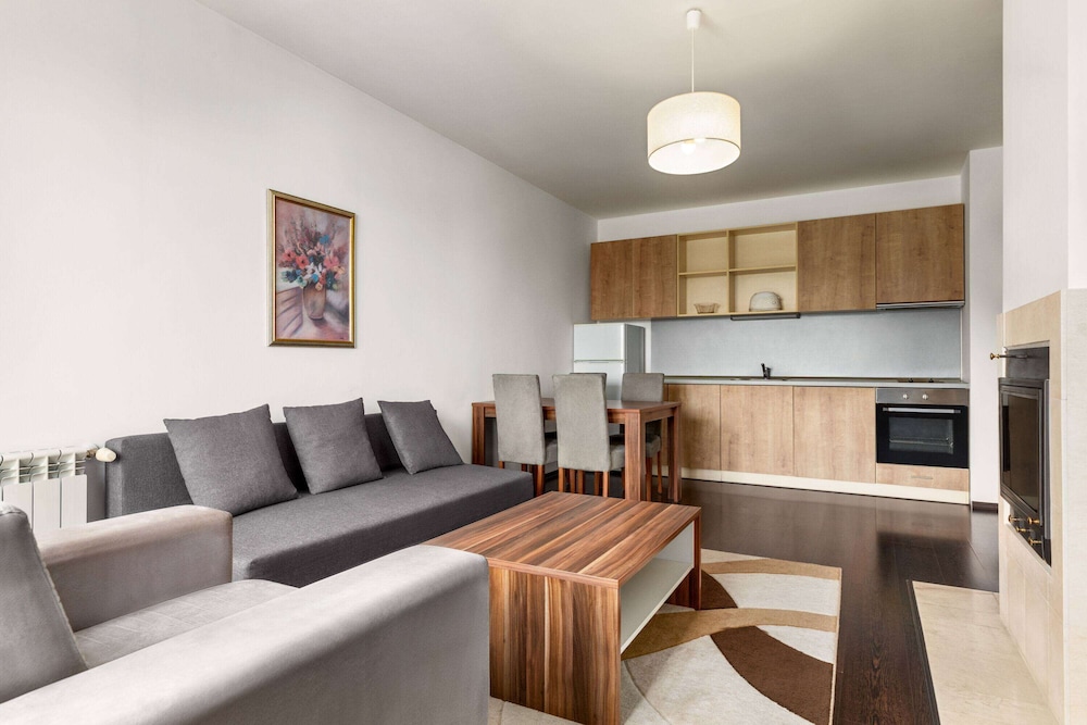 Deluxe Studio, 1 Twin Bed - Photo 1
