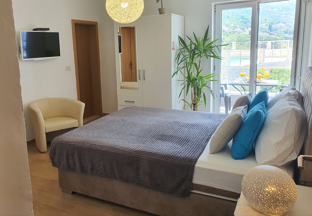 Studio, Balcony, Sea View