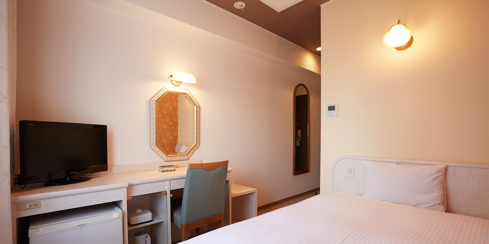 Single Room, Non Smoking - Photo 14