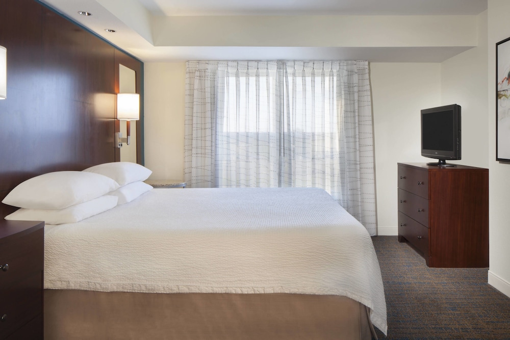 Suite, 1 Bedroom (Pure) - Photo 2