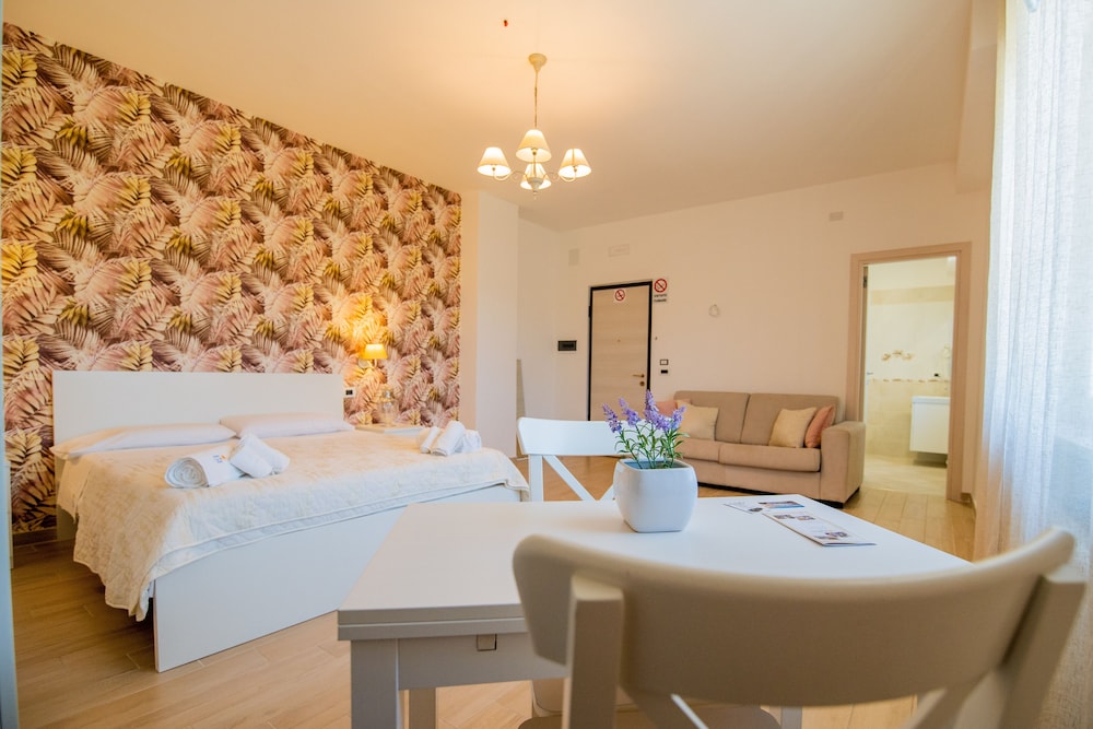 Comfort Quadruple Room - Photo 8